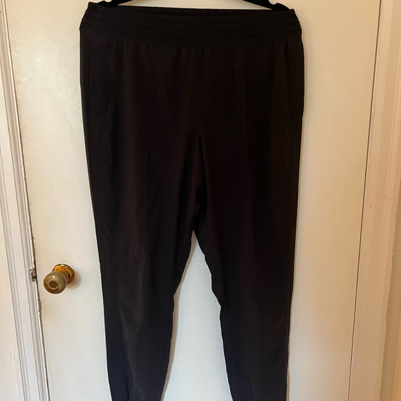 Lululemon Pants - Picture 2 of 3